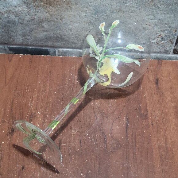Hand Blown Balloon Wine Glass Tropical Lilies Pattern Yellow Flower - Picture 6 of 12